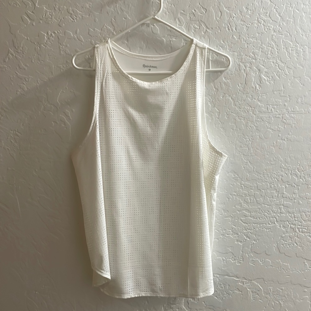 ✨Rainbeau Breathable Tank✨